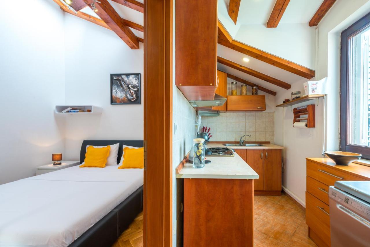 Beach Lapad Apartment Villa Tolja Dubrovnik Bagian luar foto