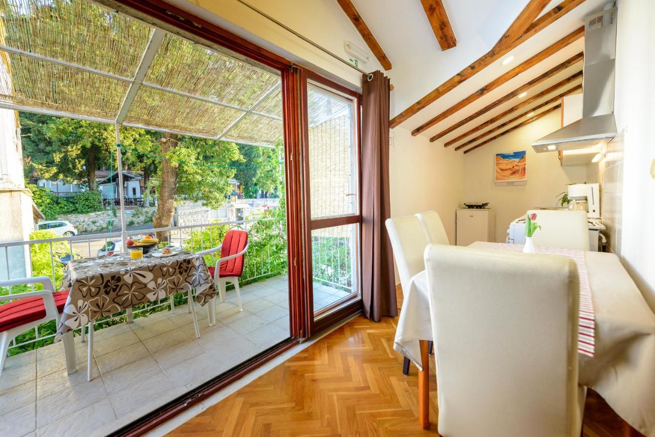Beach Lapad Apartment Villa Tolja Dubrovnik Bagian luar foto