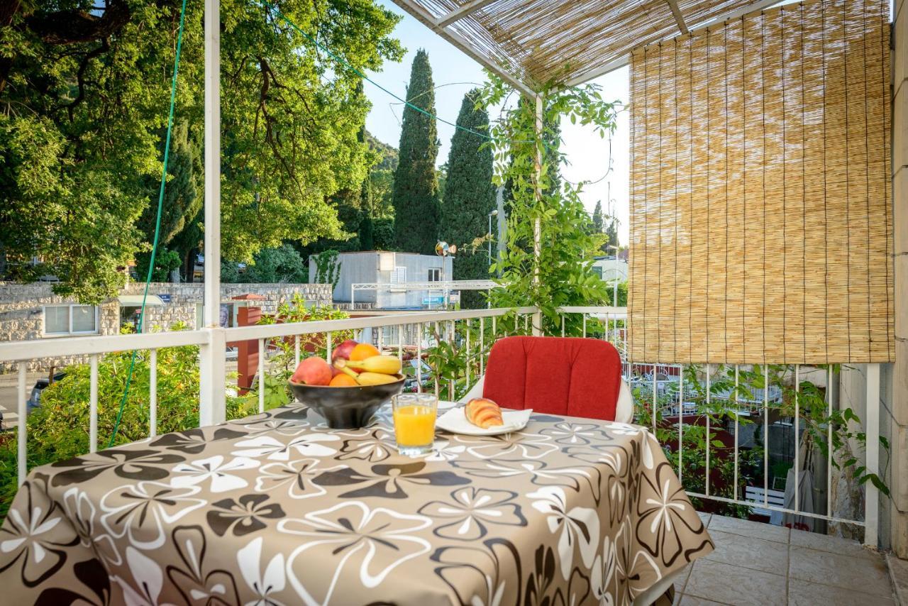 Beach Lapad Apartment Villa Tolja Dubrovnik Bagian luar foto